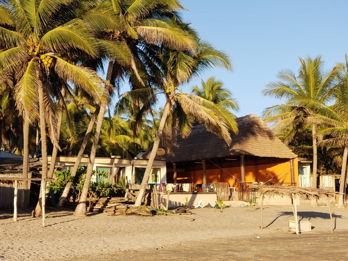 Bungalows La Perla Playa Azul Exterior foto